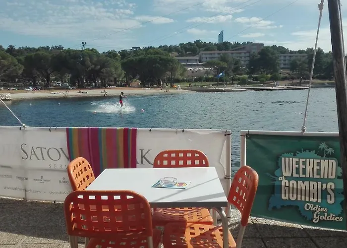 Πανσιόν Guesthouse Porec 3*