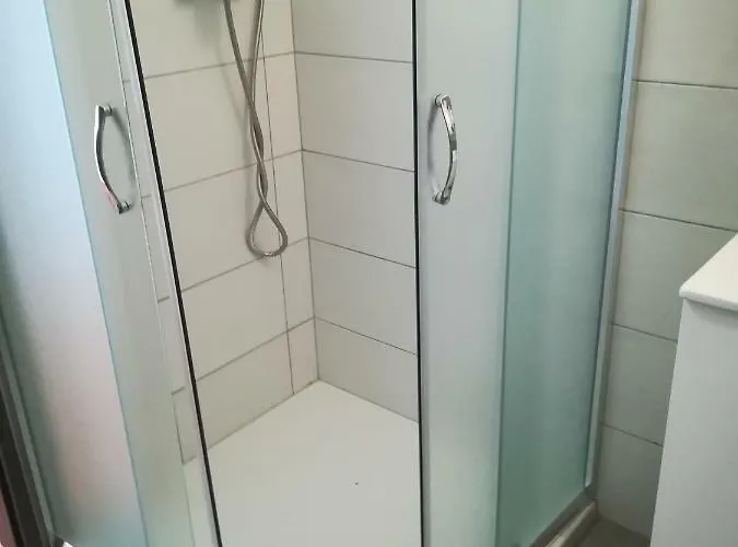 Konukevi Guesthouse Porec 3*